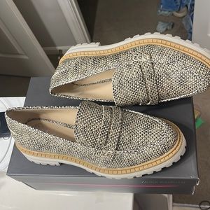 Vince Camuto Mckella black/white spotted snake platform slide on